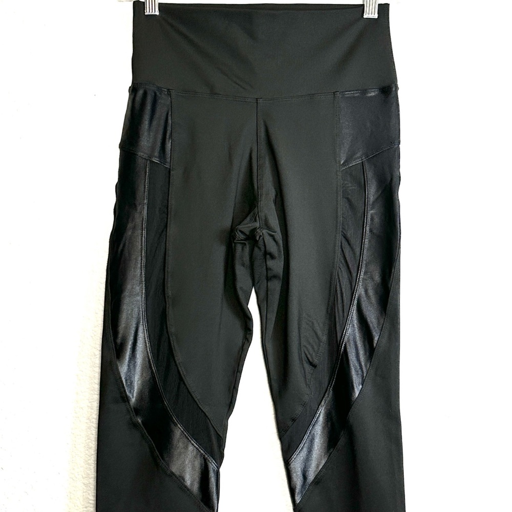 Mika Yoga Leggings Black‎ Womens Medium Sheer Strip Dance Activewear - Picture 4 of 13